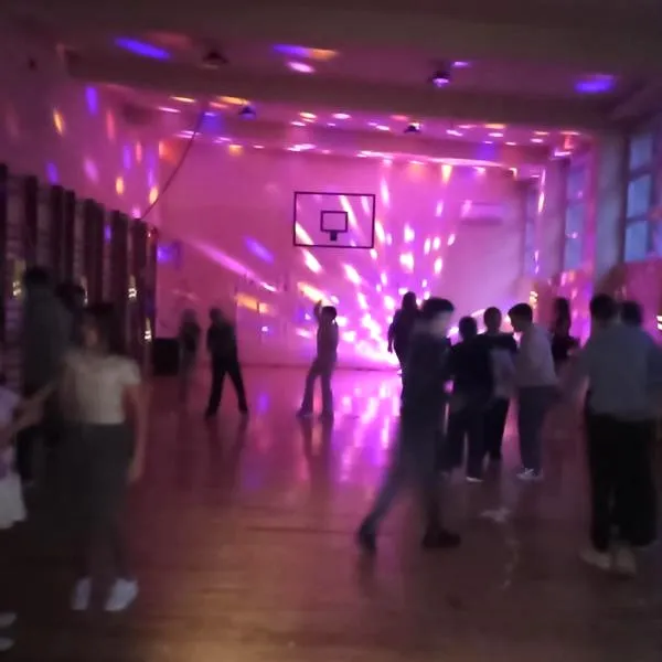 Gdzie muzyka tam zabawa: przewodnik po najlepszych imprezach