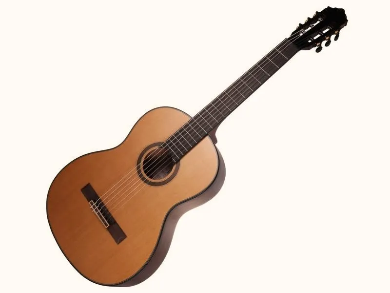 Gitara klasyczna: na co zwrócić uwagę przy wyborze