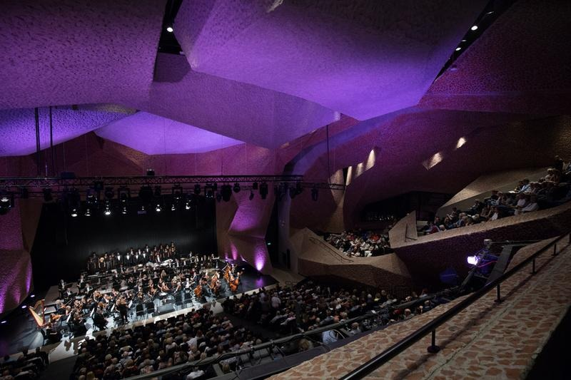 Jak pozyskać sponsora na koncert? Plan działania i skuteczna oferta