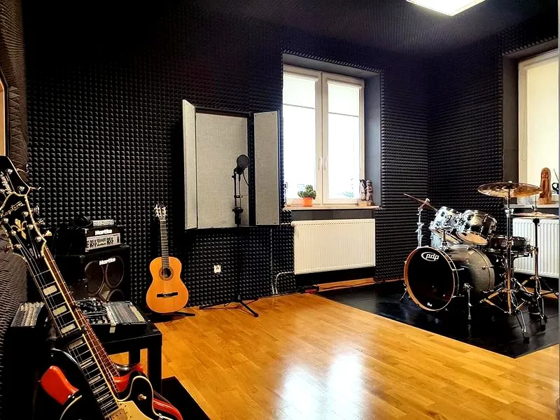 Jak zacząć nagrywać muzykę? Sprzęt, program i pierwszy utwór