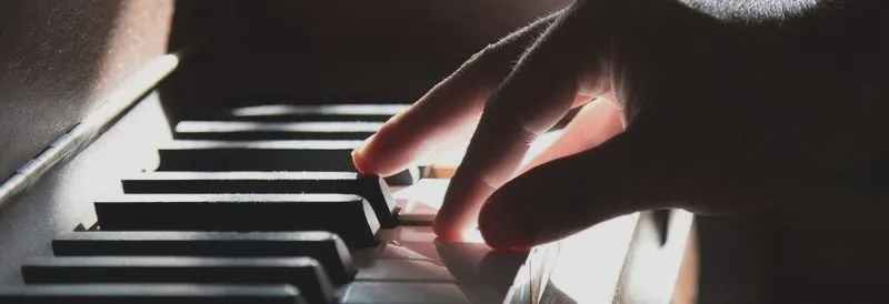 Jak znaleźć muzykę z filmu na YouTube: proste triki i narzędzia
