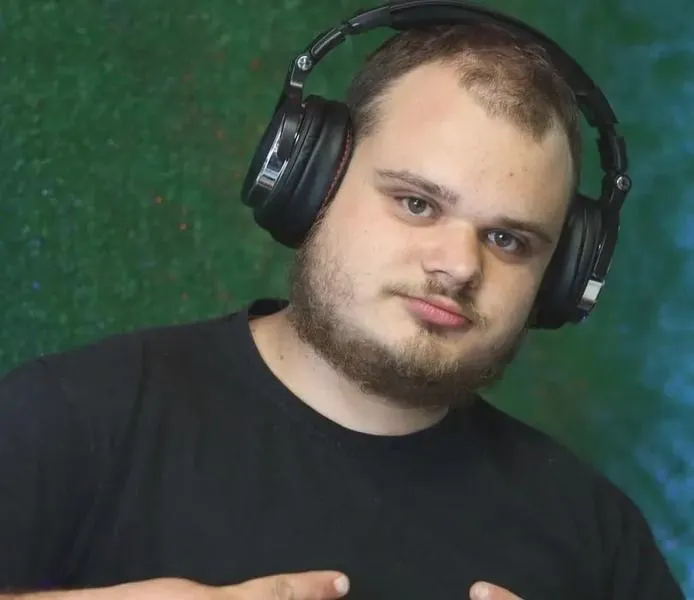Skąd pochodzi DJ Akun? Odkrywamy jego tajemnice i muzyczne korzenie